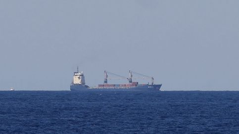 España deniega escala a un barco con armas para Israel mientras el buque de Cartagena sigue fondeado
