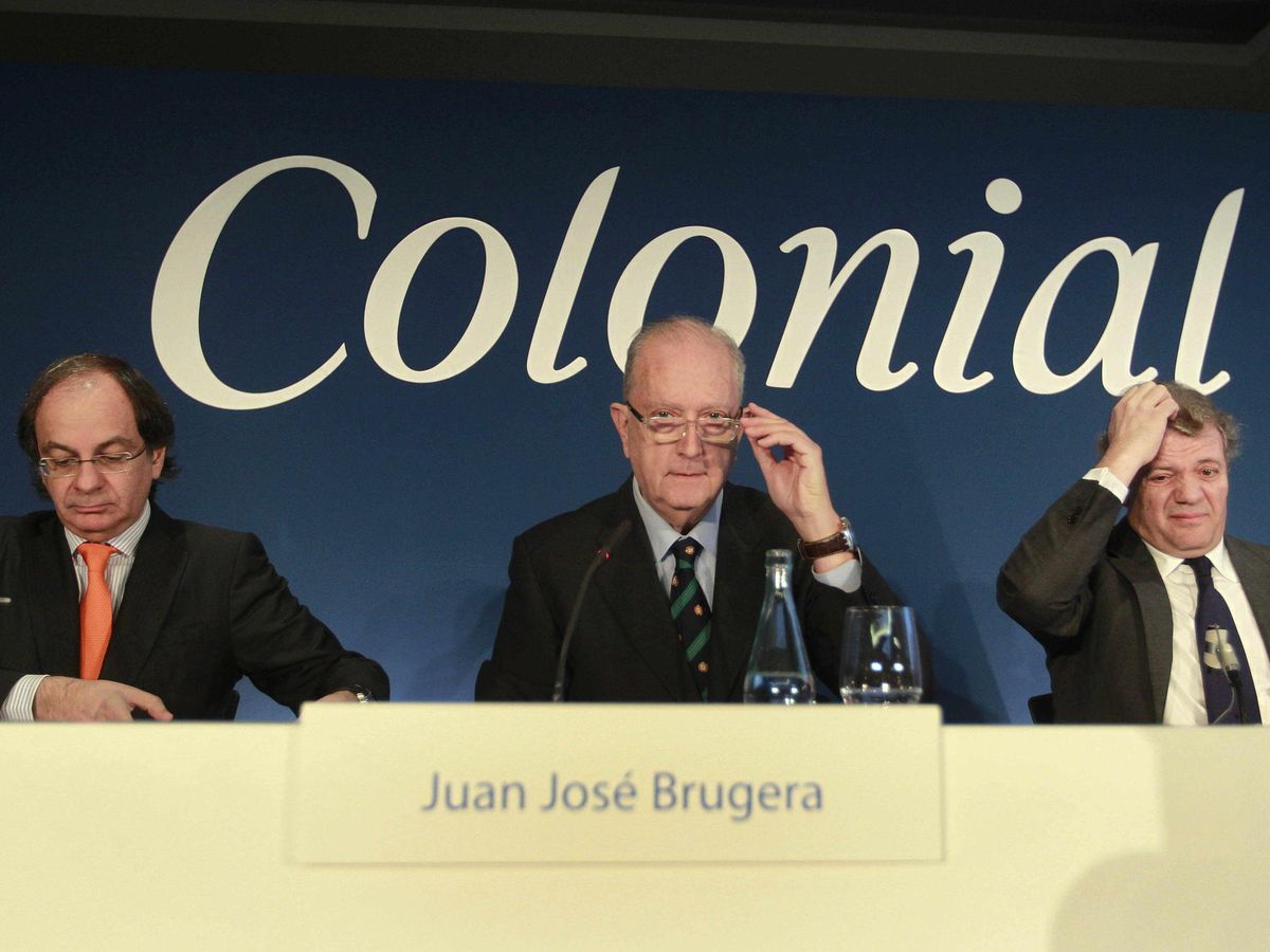 Foto:  José Bruguera (c) presidente, Pere Viñolas, consejero delegado (i) y Francisco Palà del consejo de administración (EFE)