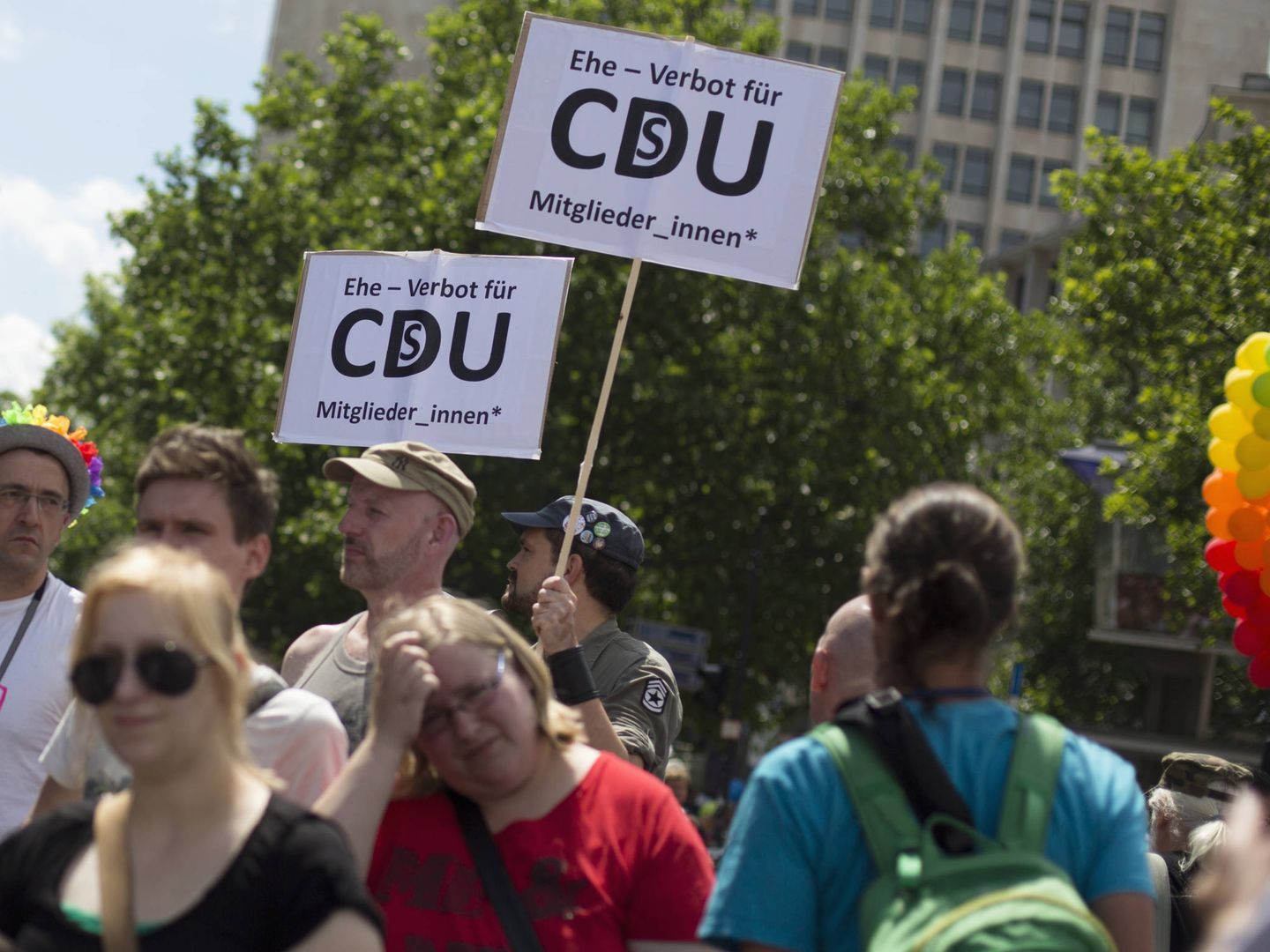 Activistas por el matrimonio homosexual protestan contra la CDU en Berlín, en junio de 2013. (Reuters)