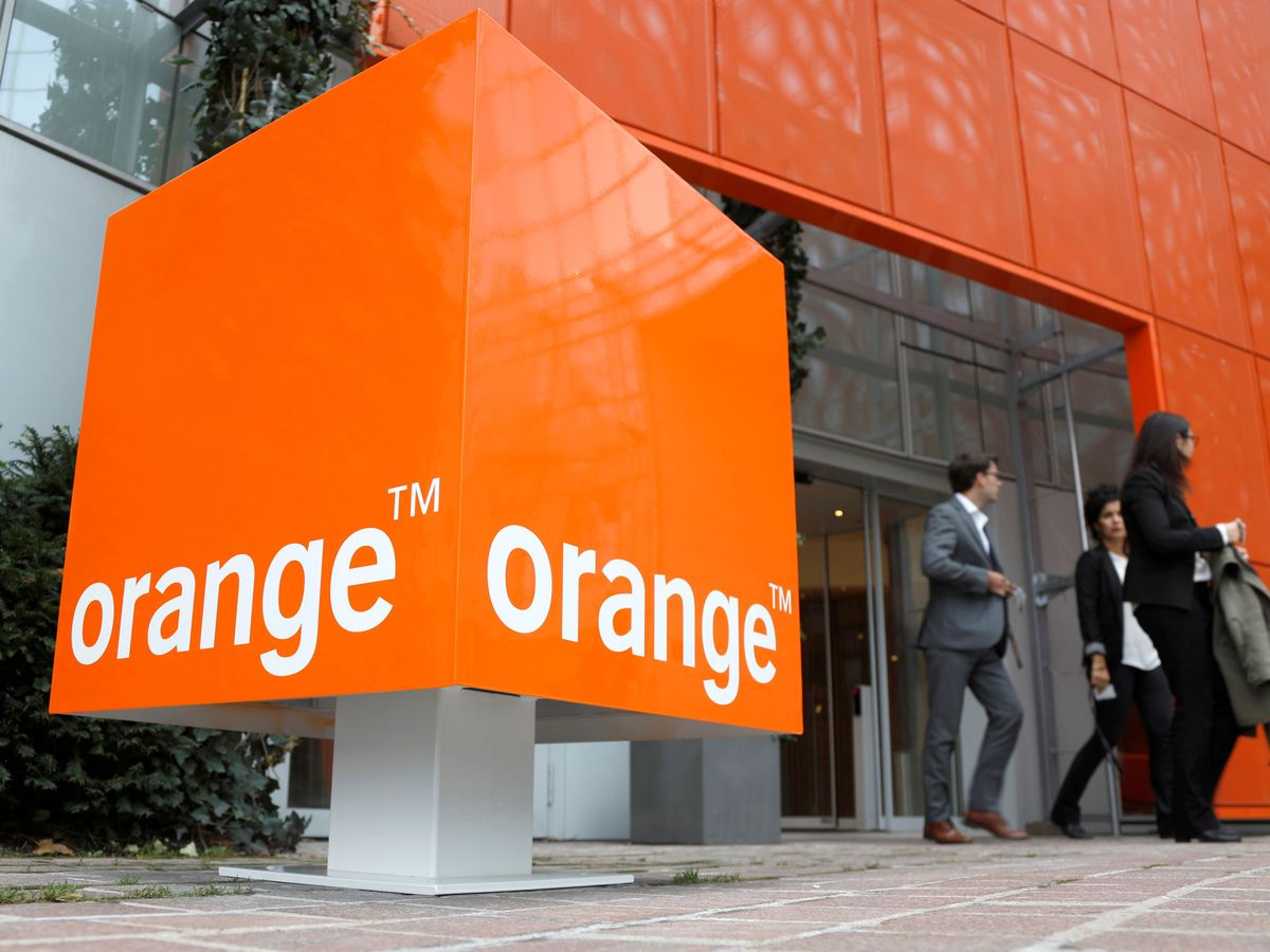 Foto: Logo de Orange en una de sus oficinas en Francia. (Reuters)