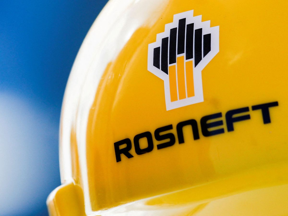Foto: Casco de Rosneft. (Reuters/Maxim Shemetov)