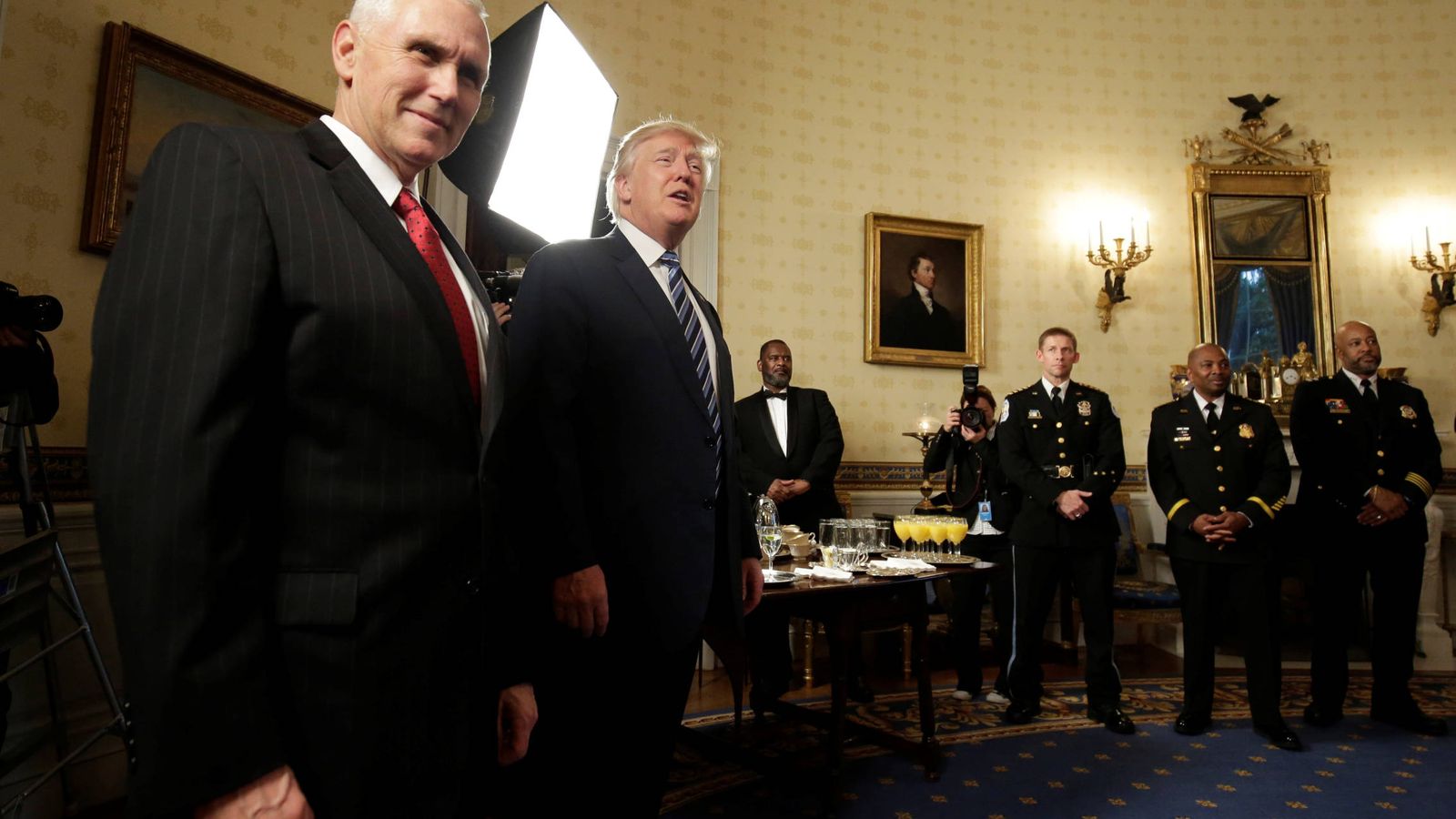 Foto: Donald Trump junto al vicepresidente Mike Pence durante una recepción en la Casa Blanca, en Washington (Reuters). 
