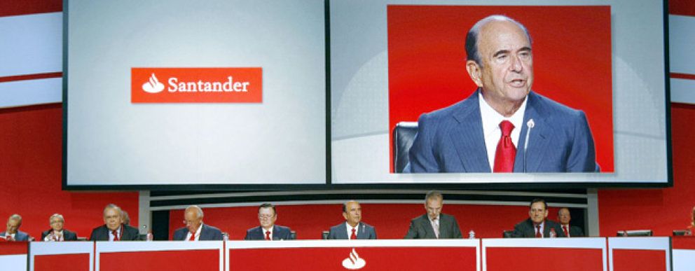 Foto: Santander paga un 10,5% a los grandes inversores frente al 5,75% de los pequeños en las preferentes