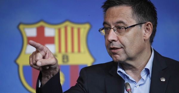 Foto: Josep María Bartomeu, presidente del Barça, durante su comparecencia. (EFE)