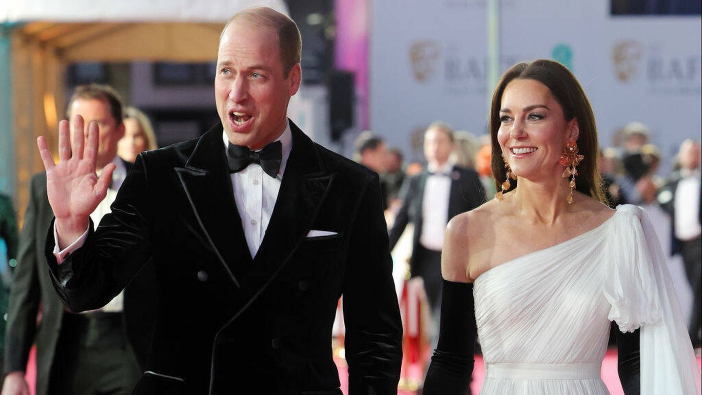 El look Kate Middleton en los Bafta 2023: pendientes de Zara y un vestido  reeditado