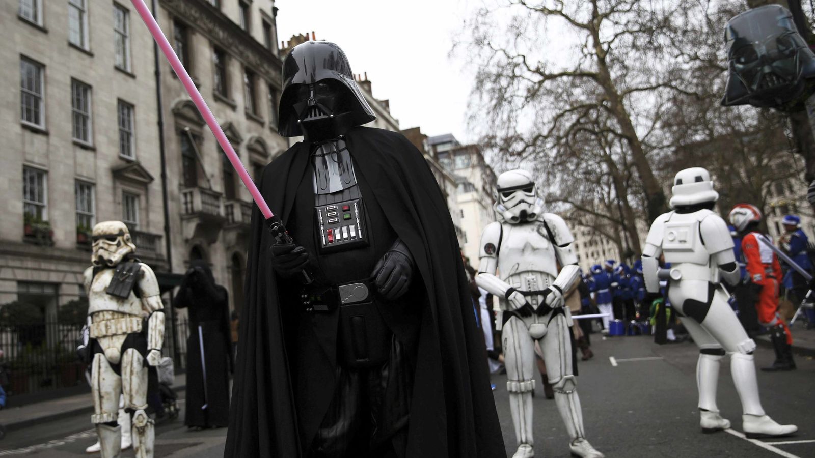 Foto: Un desfile de Star Wars en Londres, el pasado 1 de enero (Reuters)