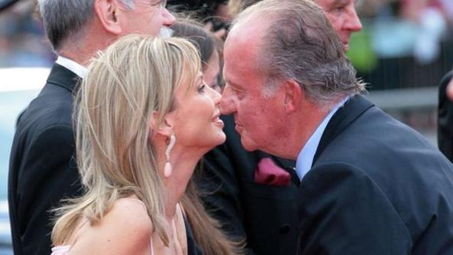 El Rey don Juan Carlos junto a la princesa Corinna