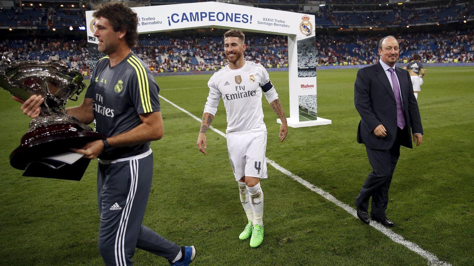 Foto: Sergio Ramos no se cortó cuando tuvo que lanzarle un mensaje a su entrenador (Reuters)