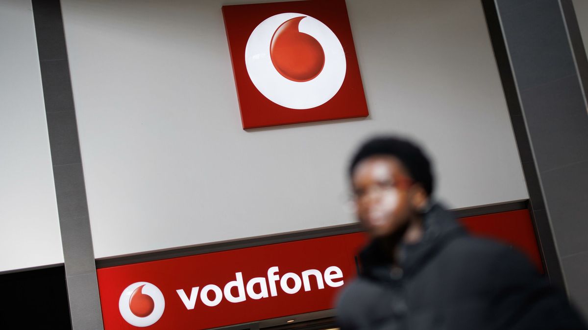 El Gobierno autoriza la compra del negocio de Vodafone en España por parte de Zegona