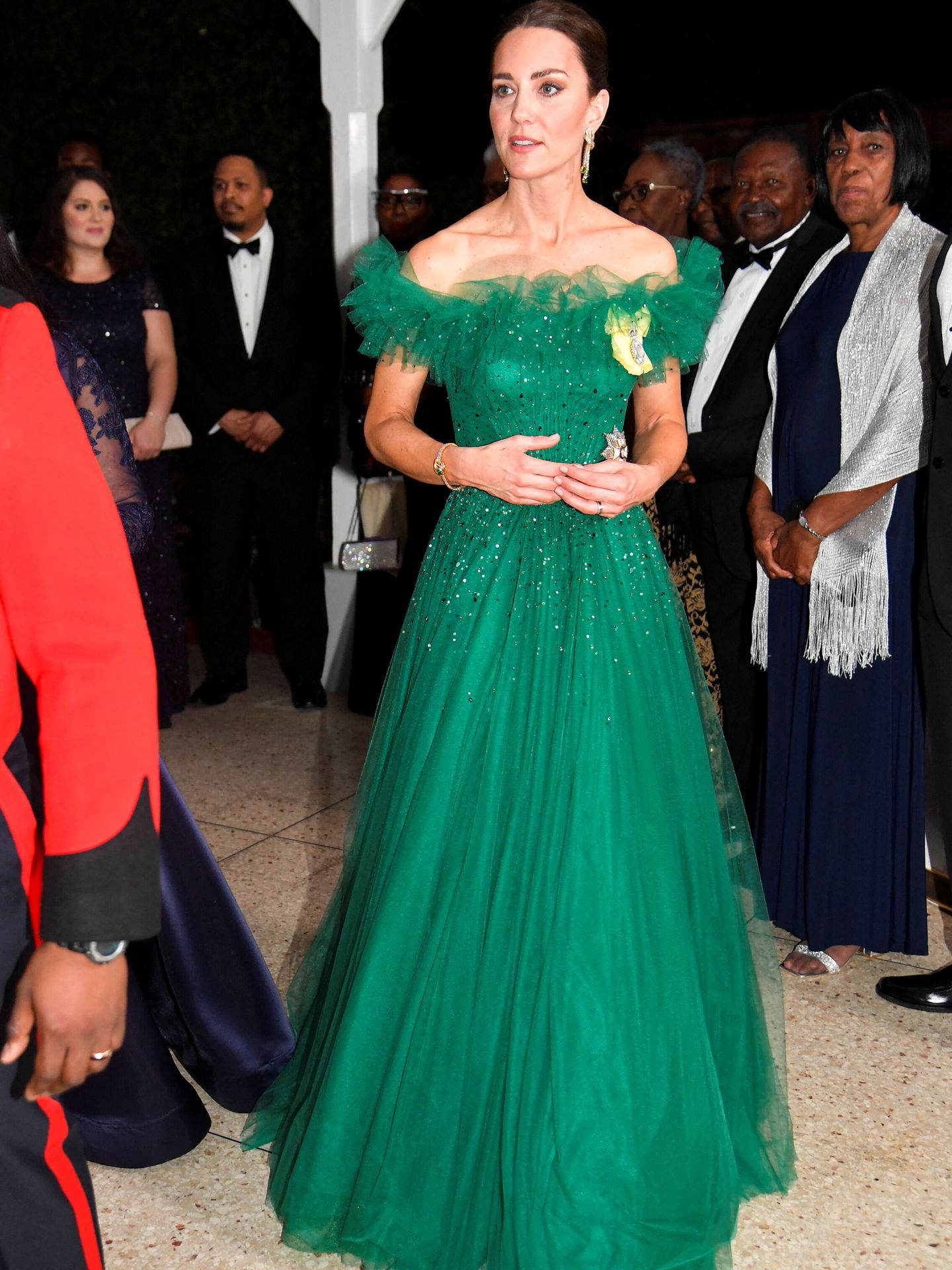Detalle del vestido de la duquesa. (Reuters/Toby Melville)