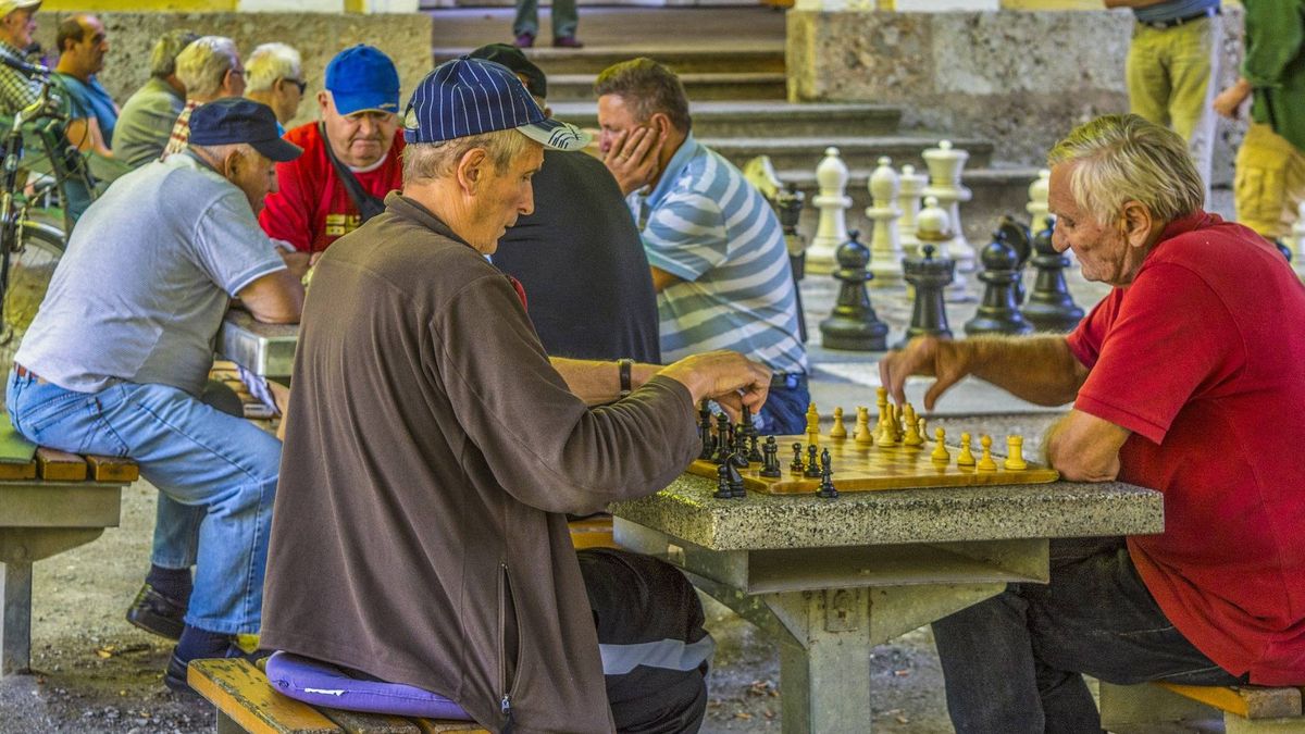 Esta es la edad en la que serás mejor jugando al ajedrez, según los expertos