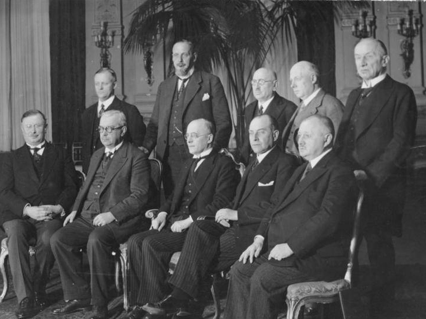 El gabinete de Heinrich Brüning en los años 30. (Joseph Schmidt)