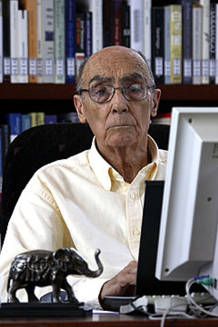 Foto: El Nobel José Saramago fallece a los 87 años en su casa de Lanzarote