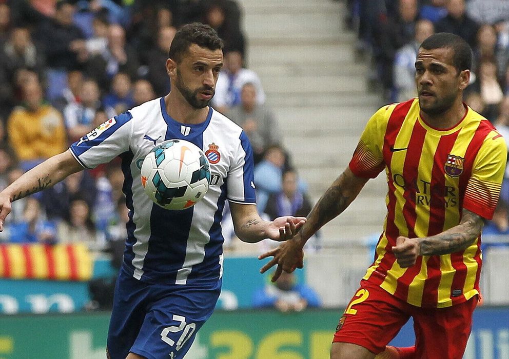 Foto: Simao y Alves, en un partido entre Espanyol y Barcelona de la presente temporada.