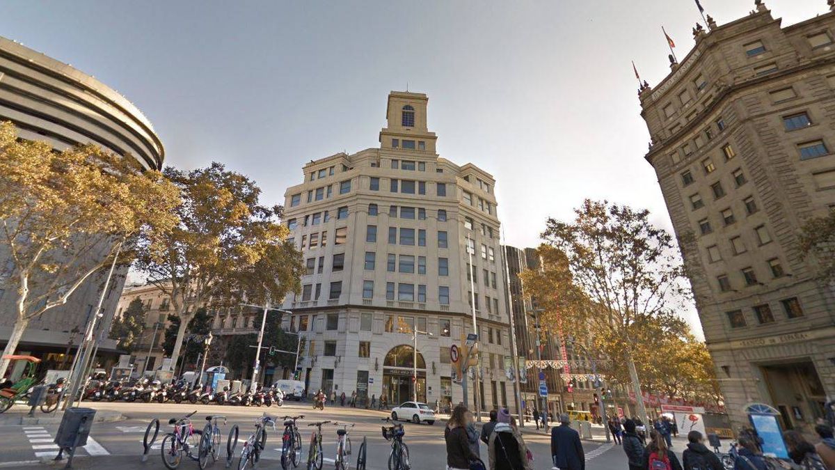 Telefónica vende su sede histórica en Barcelona a Daniel Maté por 100 millones