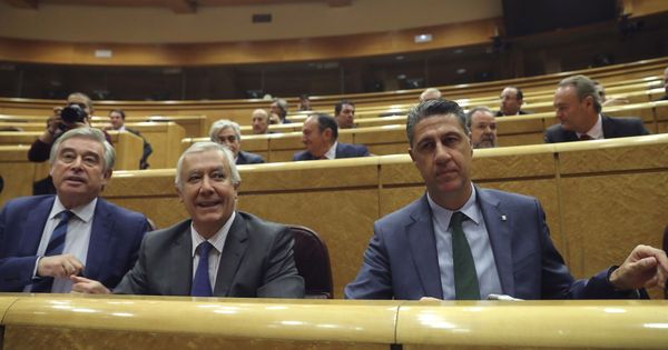 Foto: Xavier García Albiol sentado en su escaño del Senado el pasado mes de octubre. (Efe) 