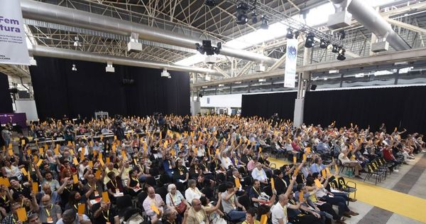 Foto: La militancia de ERC vota en la Conferencia Nacional. (Twitter @Esquerra_ERC)