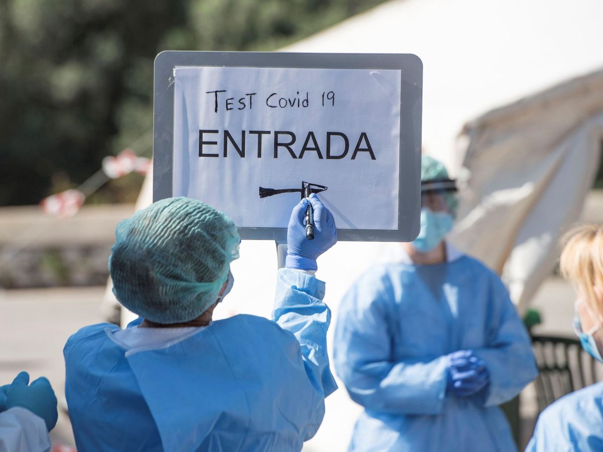 Foto: Test rápidos para identificar el Covid-19 en Menorca (EFE).