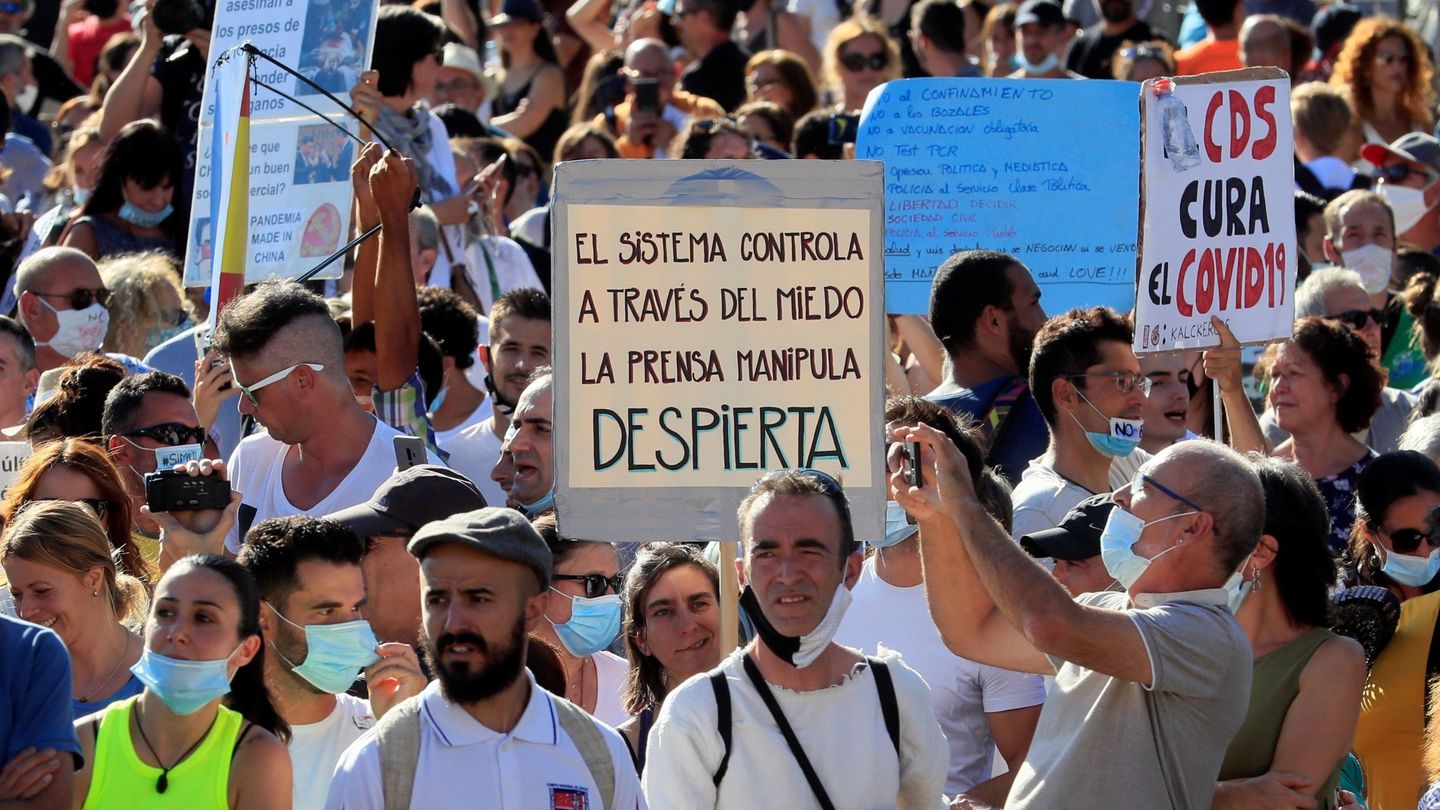 Manifestación en Madrid de negacionistas del coronavirus. (EFE) 