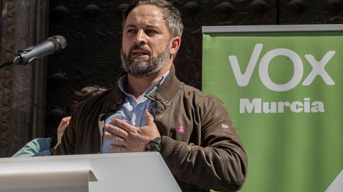 El avispero de Vox en Murcia: lío judicial y peleas en uno de los feudos de Abascal
