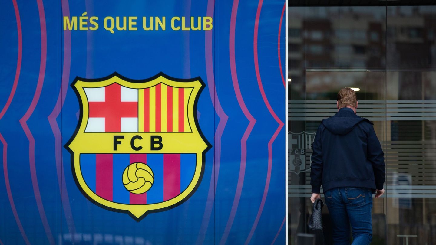 Koeman acudió a una reunión junto a los tres candidatos para tratar el futuro deportivo del Barcelona. (EFE)
