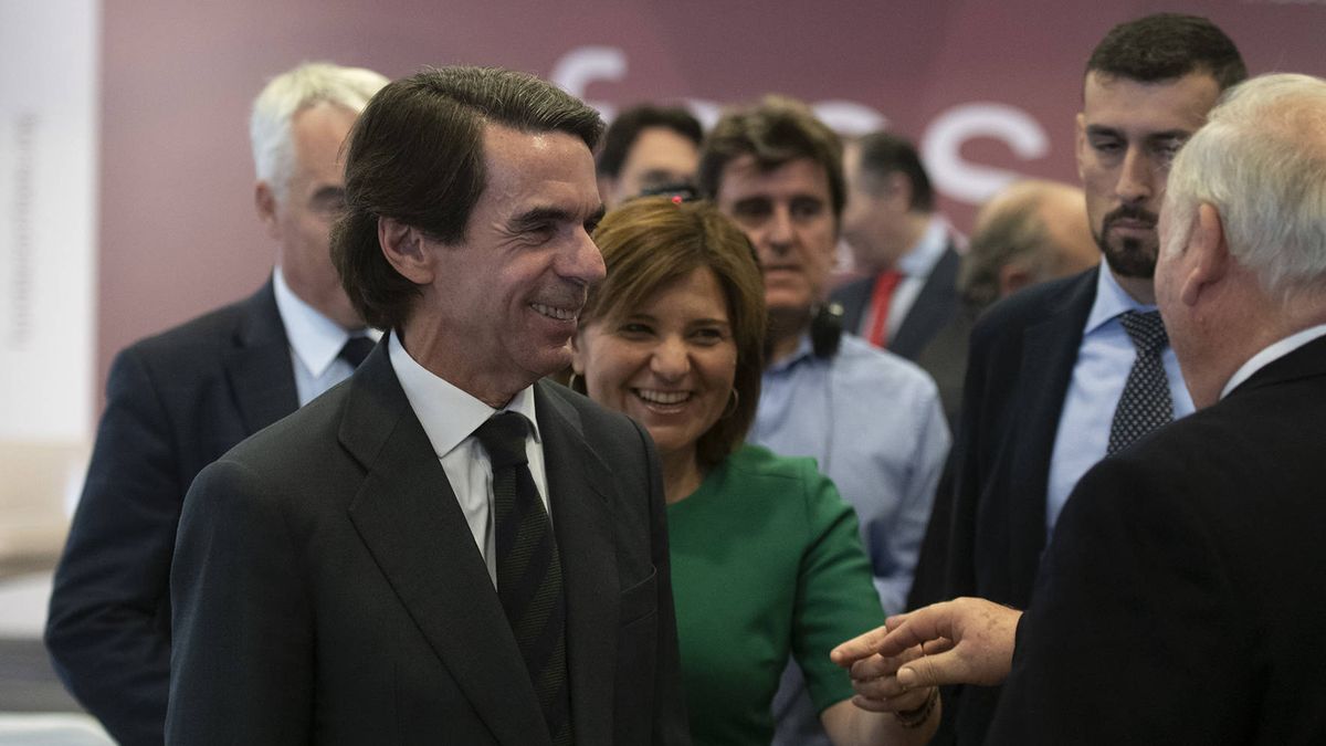 Aznar pide que Zaplana abandone la cárcel: "No es incompatible justicia y compasión"