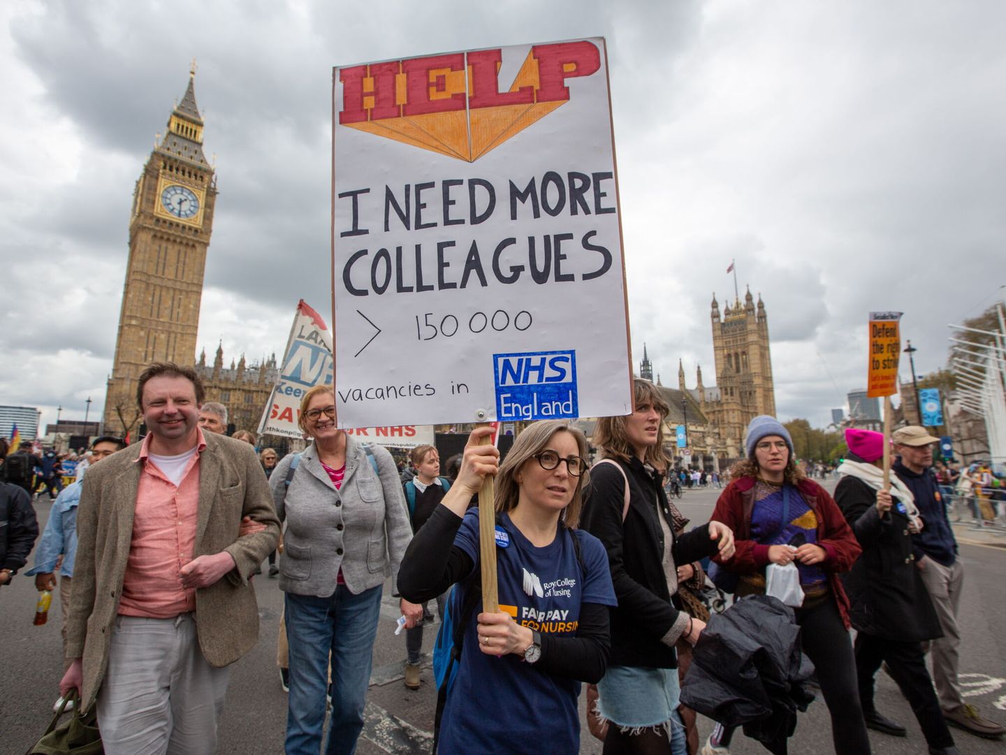 Manifestación de enfermeras de Reino Unido. (EFE/EPA/Tayfun Salci)