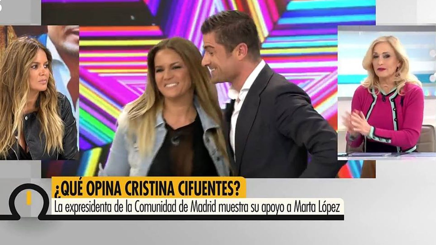 Cifuentes con Marta López en 'Ya es mediodía'. (Mediaset España)