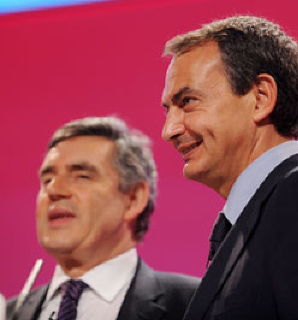 Foto: Zapatero analizará mañana con Brown las perspectivas de la economía europea