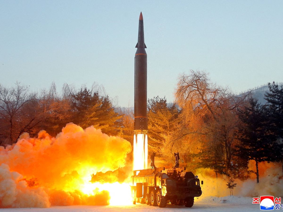 Foto: Misil lanzado por Corea del Norte. (Reuters/KCNA)