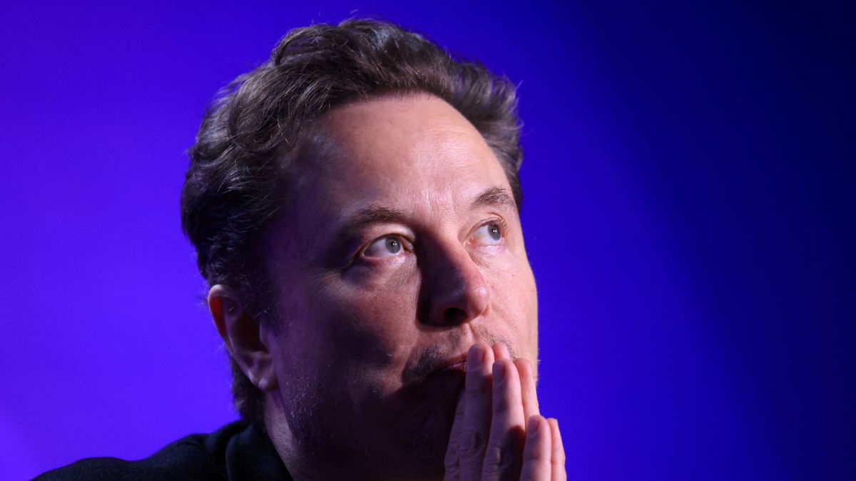 Bruselas expedienta a ‘X’, la red social de Elon Musk, por su política de verificados