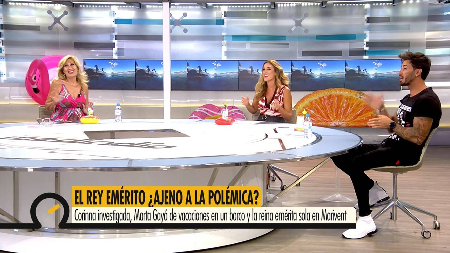 Rosa Benito, Iván González y Verónica Dulanto, en 'Ya es mediodía'. (Mediaset España)