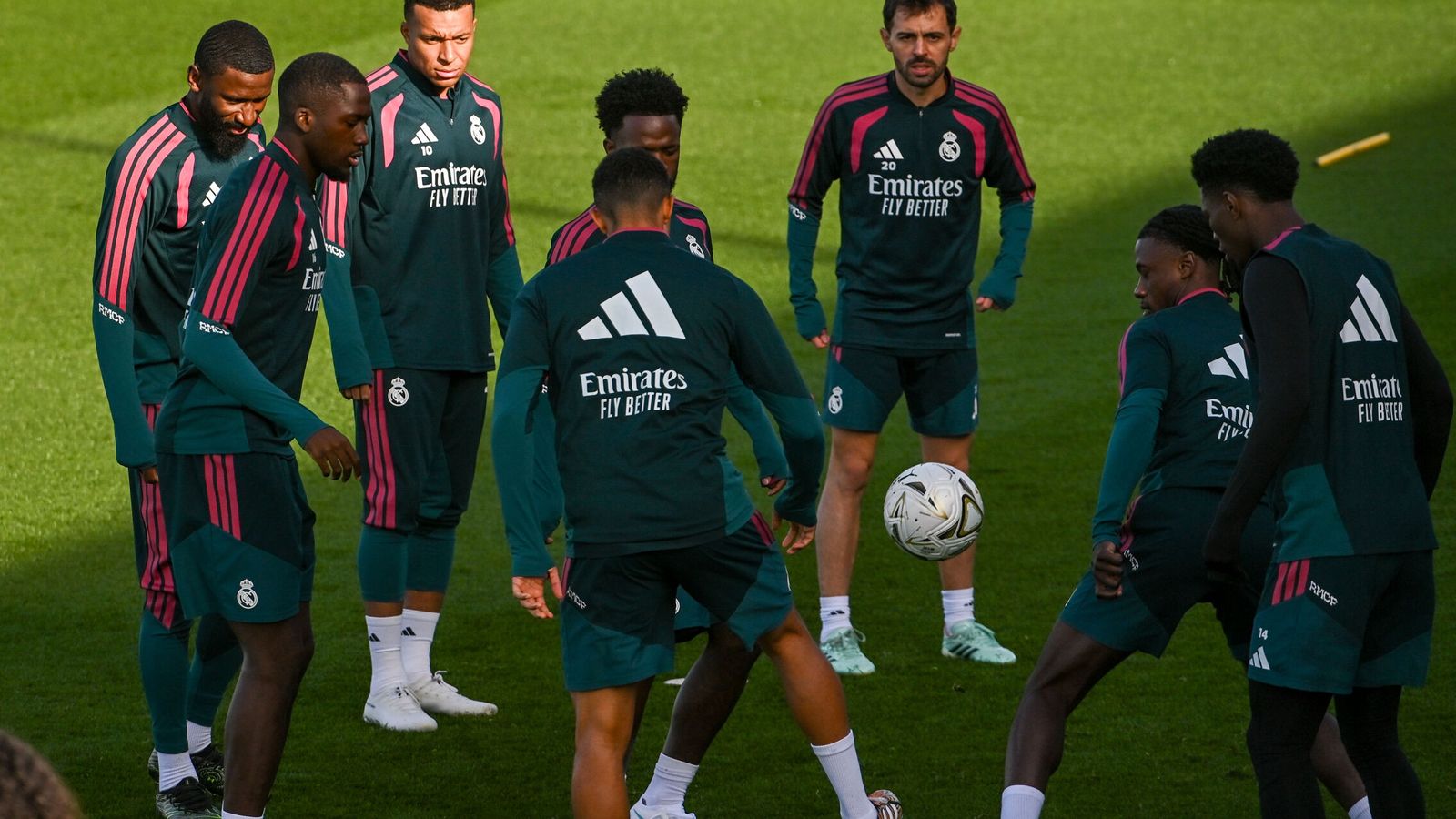 Así serán las posibles alineaciones del FC Barcelona y el Real Madrid para el Clásico