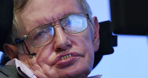 Foto: Stephen Hawking durante una conferencia de prensa en Londres. (EFE)