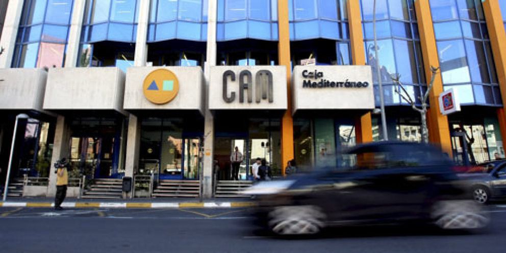 Foto: Banco Sabadell, BBK, Barclays y JC Flowers se suman a la puja por la CAM