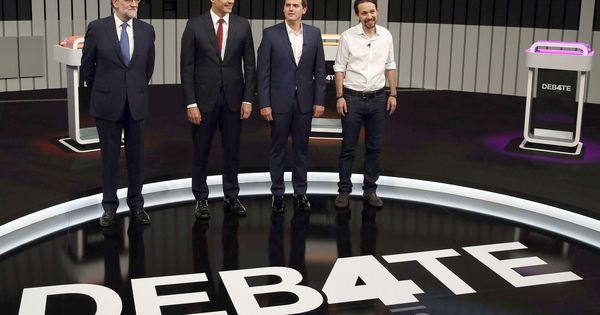 Foto: Mariano Rajoy, Pedro Sánchez, Albert Rivera y Pablo Iglesias, el 13 de junio de 2016 en el debate a cuatro organizado por la Academia de Televisión. (EFE)