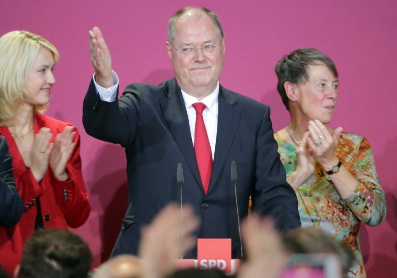 El líder del SPD, Peer Steinbrück, tras conocer la derrota. (Efe)