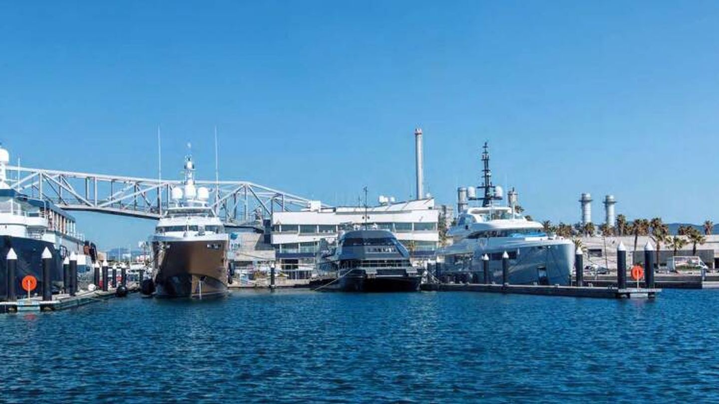 Pantalán F en el puerto de Sant Adrià de Besòs. (Port Forum)