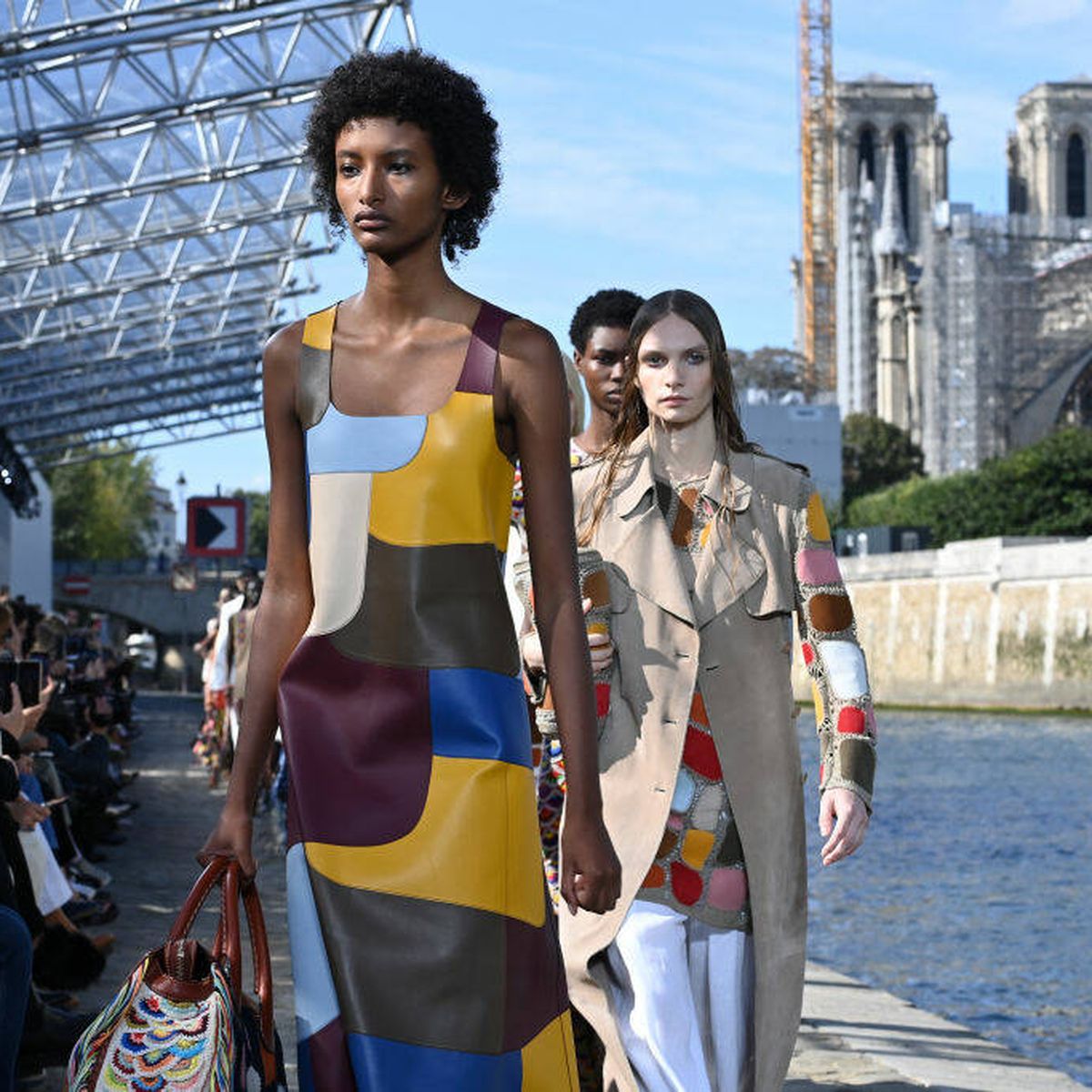Francia: Desfile de modas de la colección femenil Primavera/Verano 2019 en  París