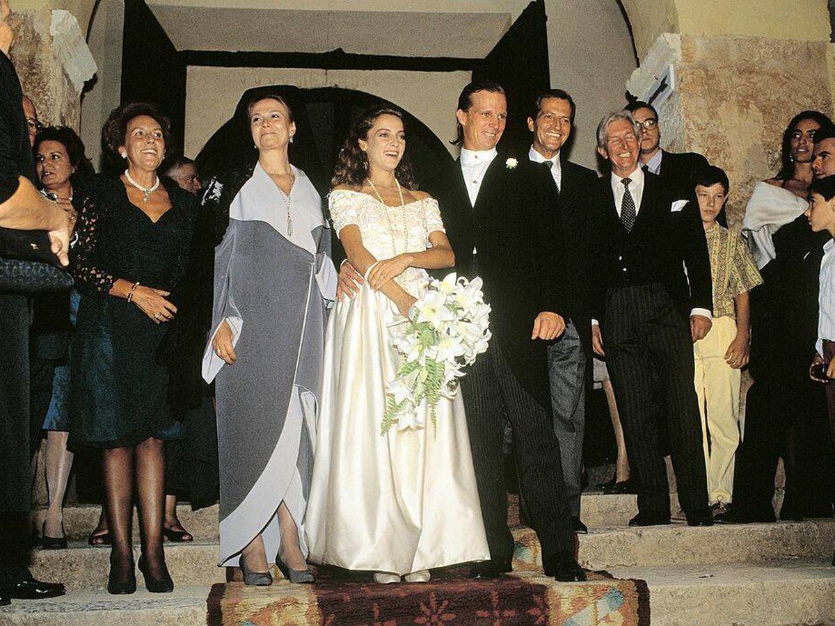 Foto: Pocholo Martínez-Bordiú y Sonsoles Suárez, el día de su boda. (Getty)