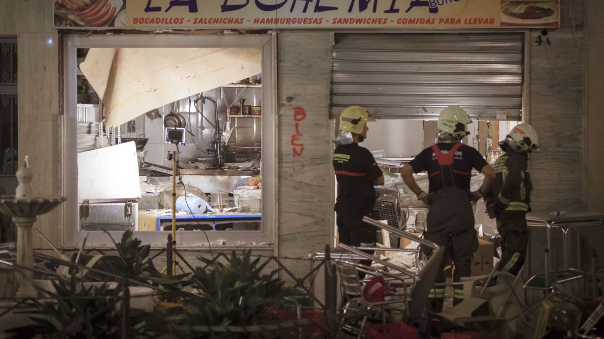 90 heridos tras una explosión de gas en una cafetería de Vélez-Málaga
