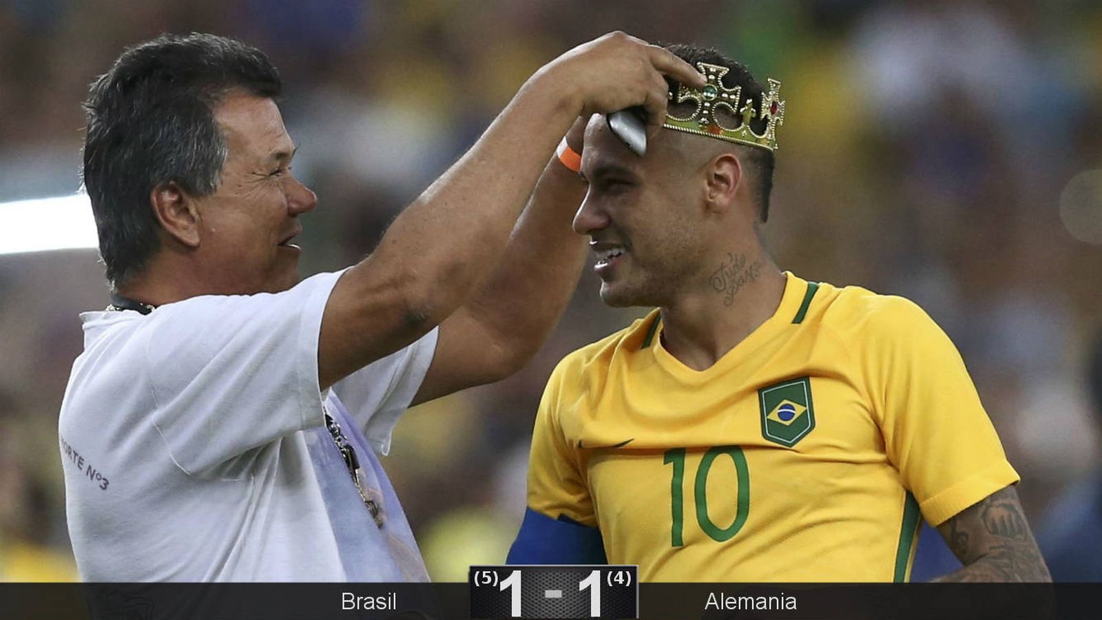Foto: Neymar por fin logró una corona con Brasil (Marcos Brindicci/Reuters).