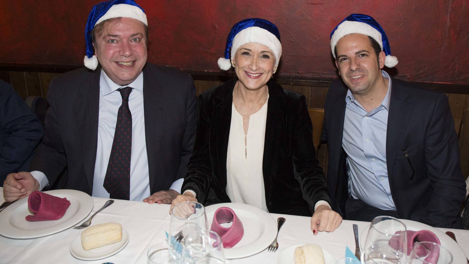 Foto: Juan Soler con la presidenta regional, Cristina Cifuentes, en la última cena de Navidad del PP de Getafe.