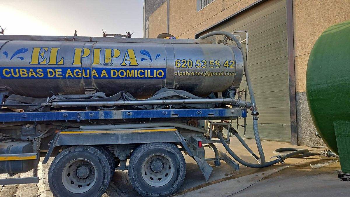 Cerco al empresario de la sequía de Cádiz: "Venderé agua hasta que me detengan"