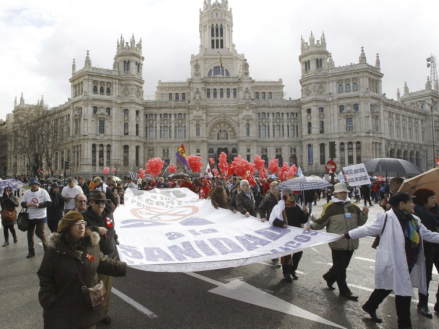 Una manifestación a favor de la Sanidad pública en Madrid (Efe)