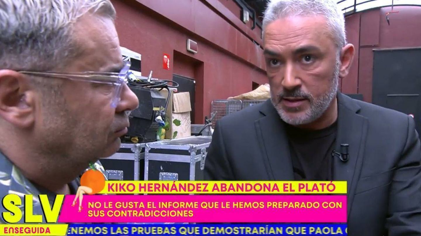 Kiko Hernández abandonando el plató de 'Sálvame'. (Telecinco)