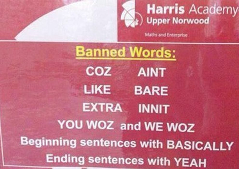 Foto: Este es el cartel donde aparecen las palabras 'prohibidas' en la escuela londinense. (Twitter)