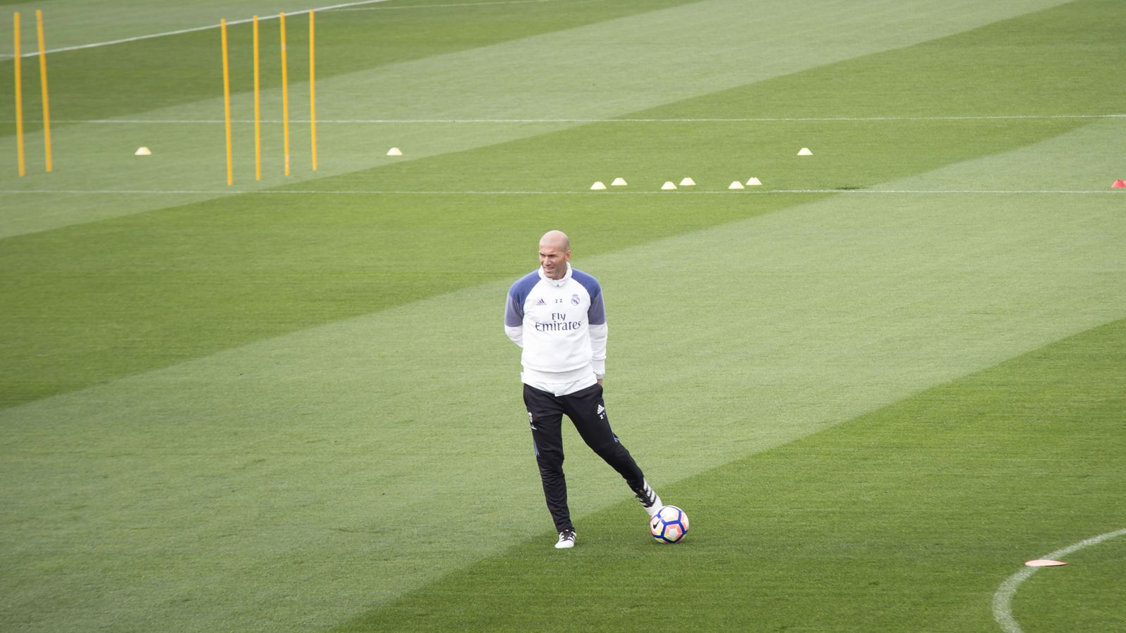 Foto: Zidane espera acabar con la mala racha en Sevilla (Luca Piergiovanni/EFE).