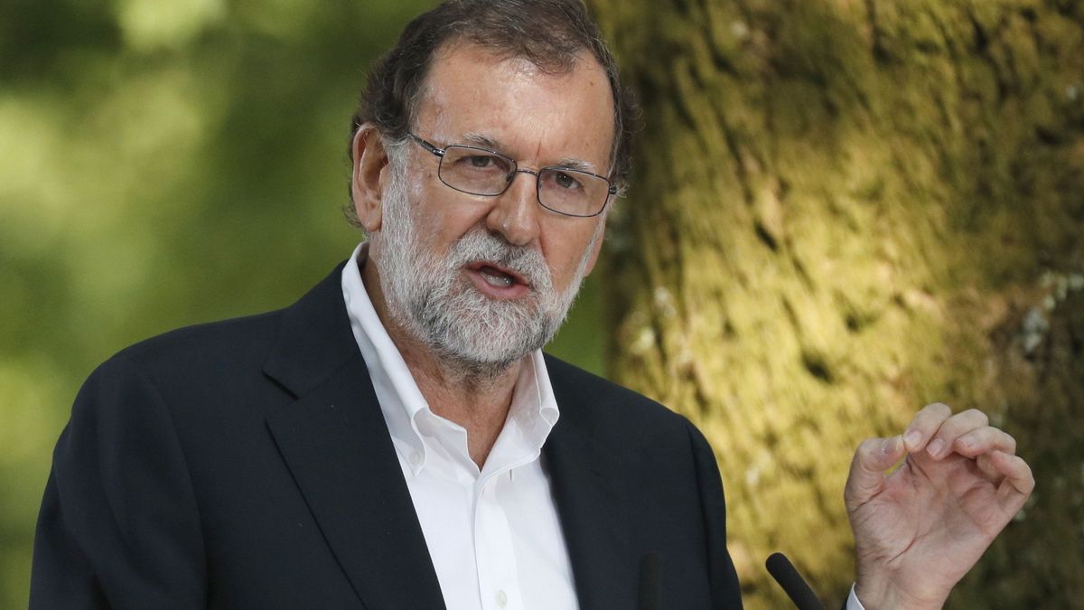 Rajoy: "Estamos orgullosos de haber ido a Barcelona, las afrentas no las escuchamos"