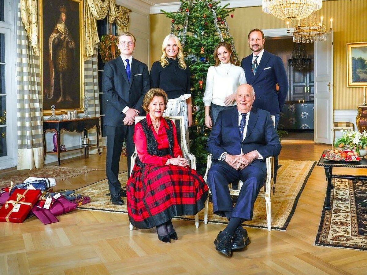 Foto: La familia real noruega posa para felicitar la Navidad. (Casa Real de Noruega)